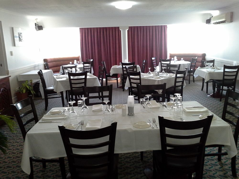 Gladstone Palms Motor Inn מראה חיצוני תמונה