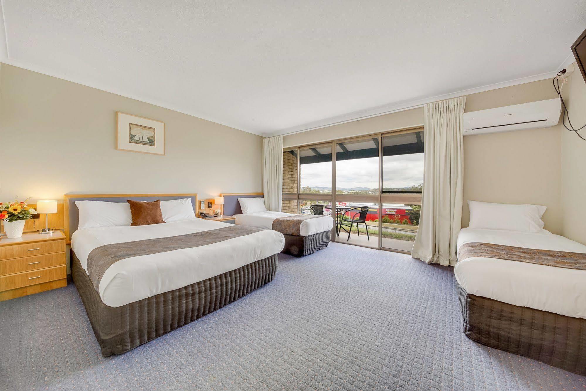 Gladstone Palms Motor Inn מראה חיצוני תמונה