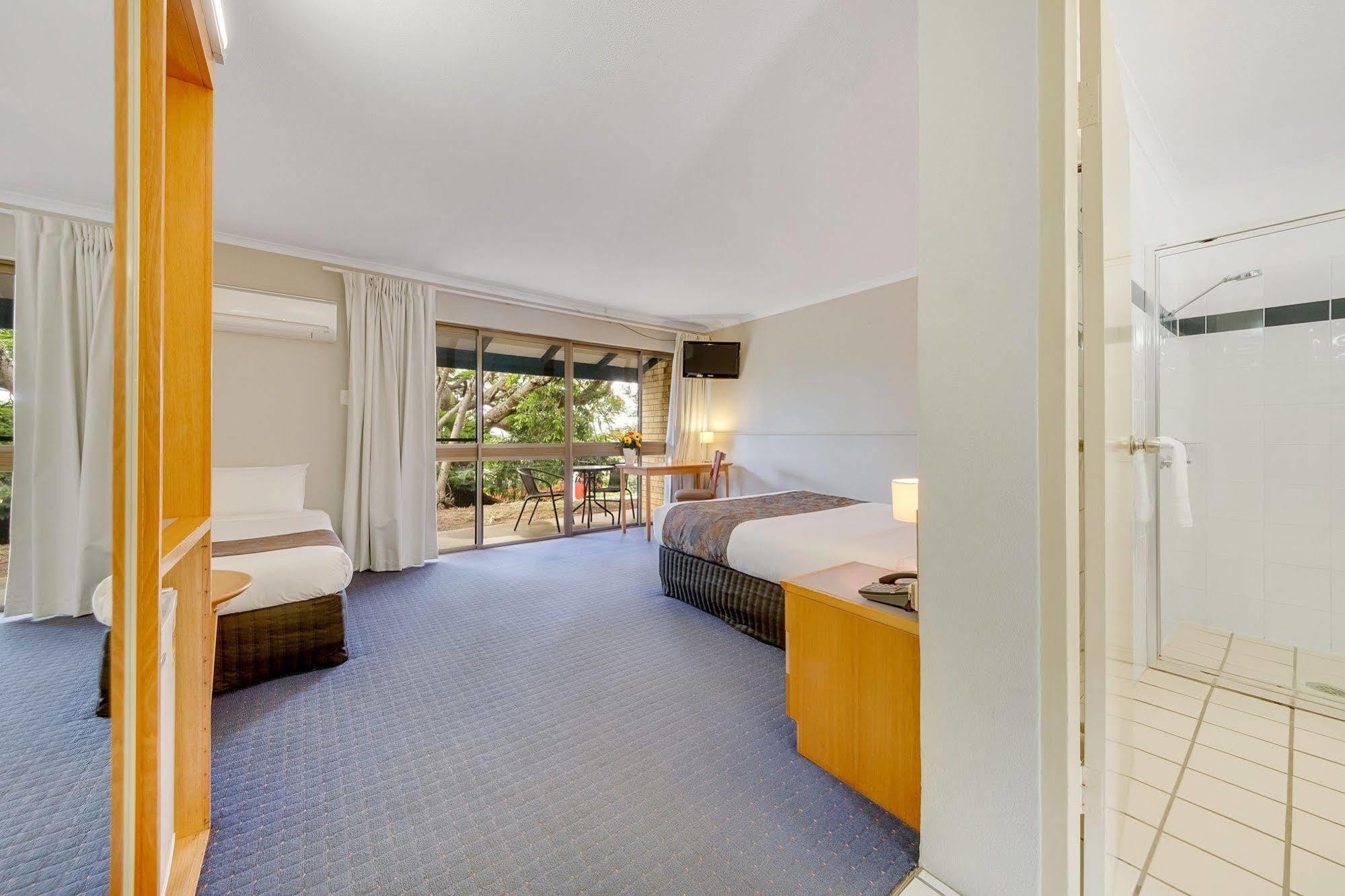 Gladstone Palms Motor Inn מראה חיצוני תמונה