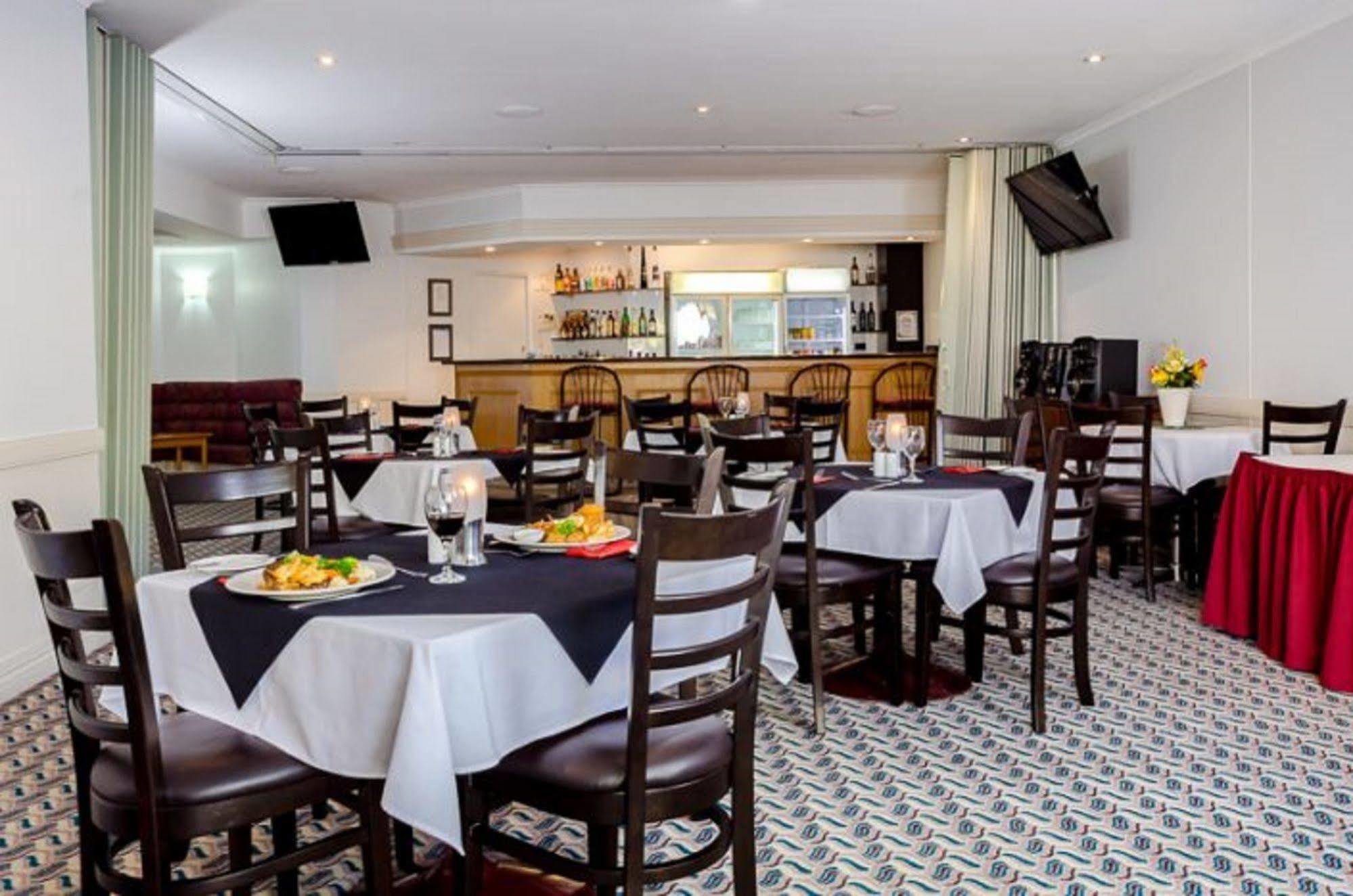 Gladstone Palms Motor Inn מראה חיצוני תמונה